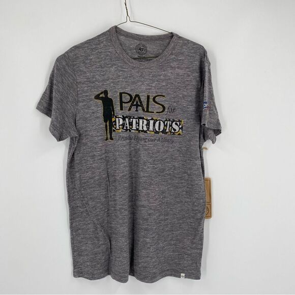 48 Brand Men’s Short Sleeve Crew Neck Gray Tee Size M Military Print Patriots - Picture 1 of 4
